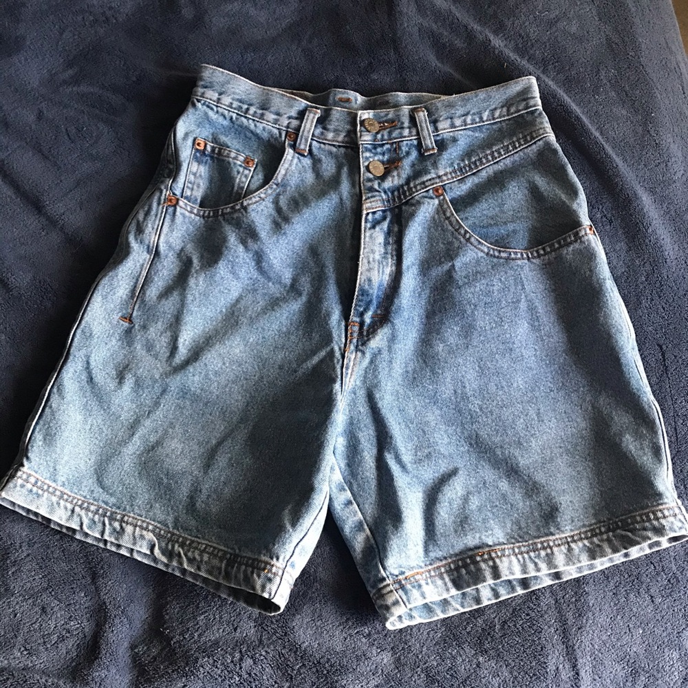 Rampage- Highwaisted Jean shorts